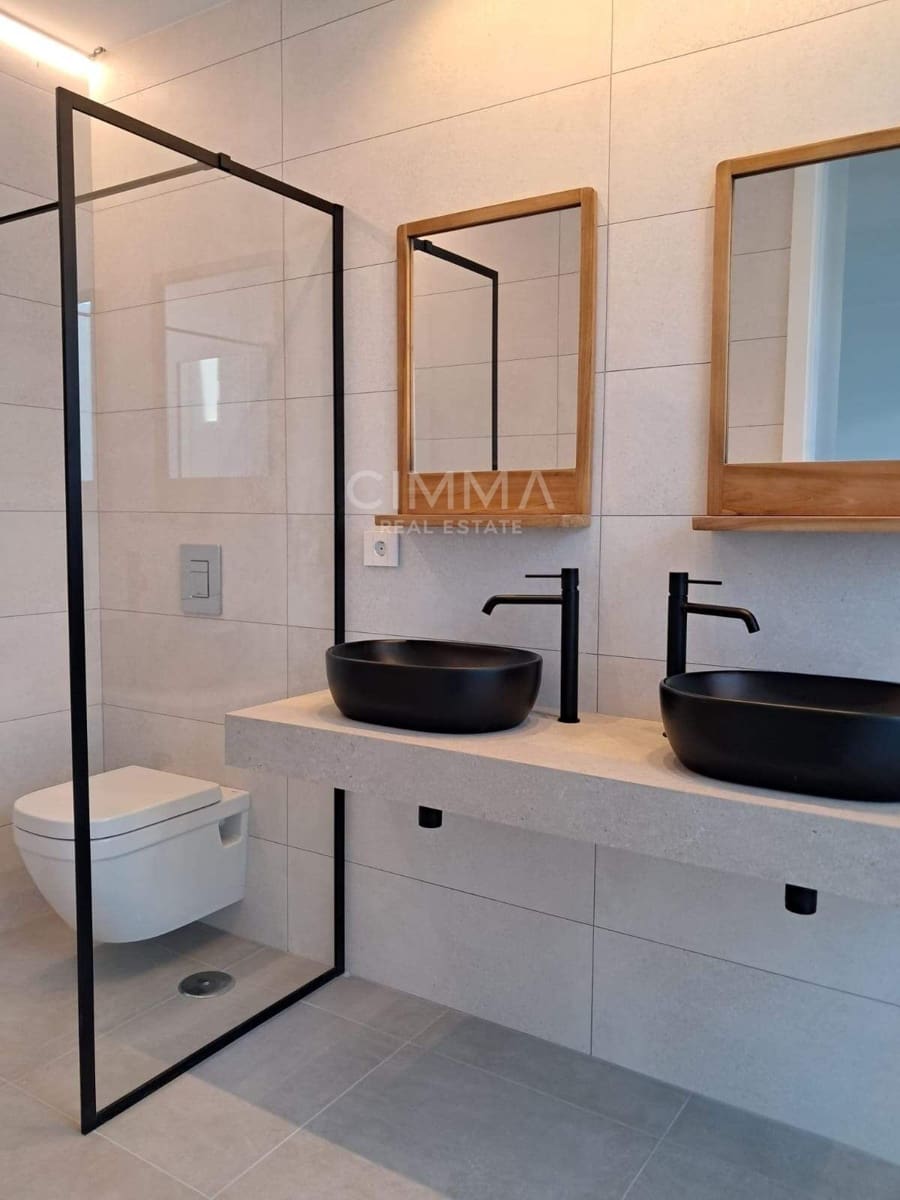 4 bedroom Villa for sale in Albir with pool - € 895,000 (Ref: 9855655)
