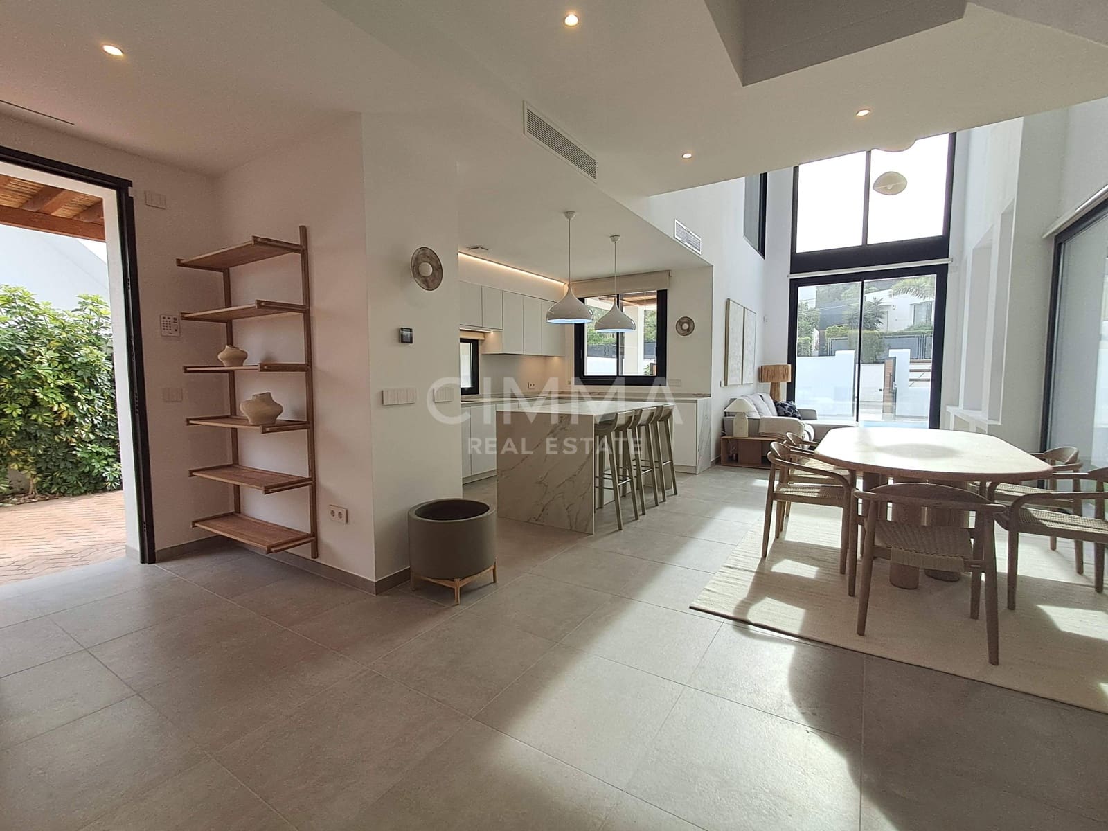 4 bedroom Villa for sale in Albir with pool - € 895,000 (Ref: 9855655)