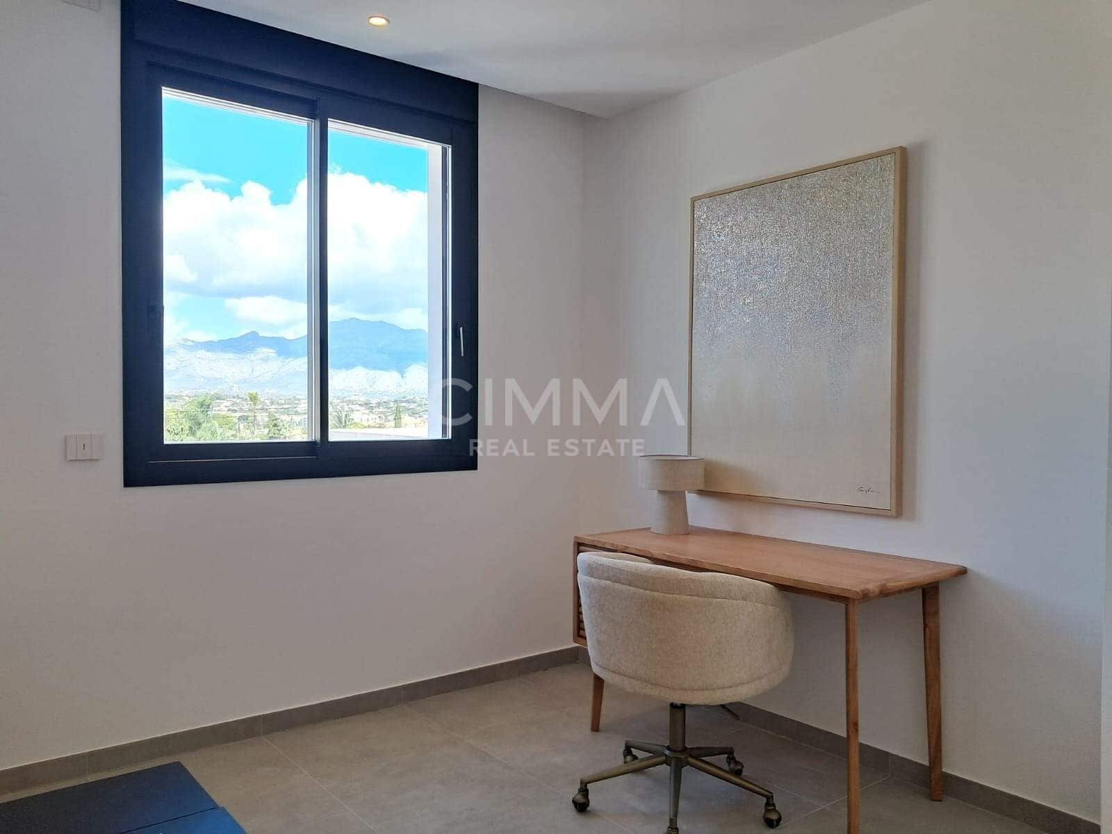4 bedroom Villa for sale in Albir with pool - € 895,000 (Ref: 9855655)