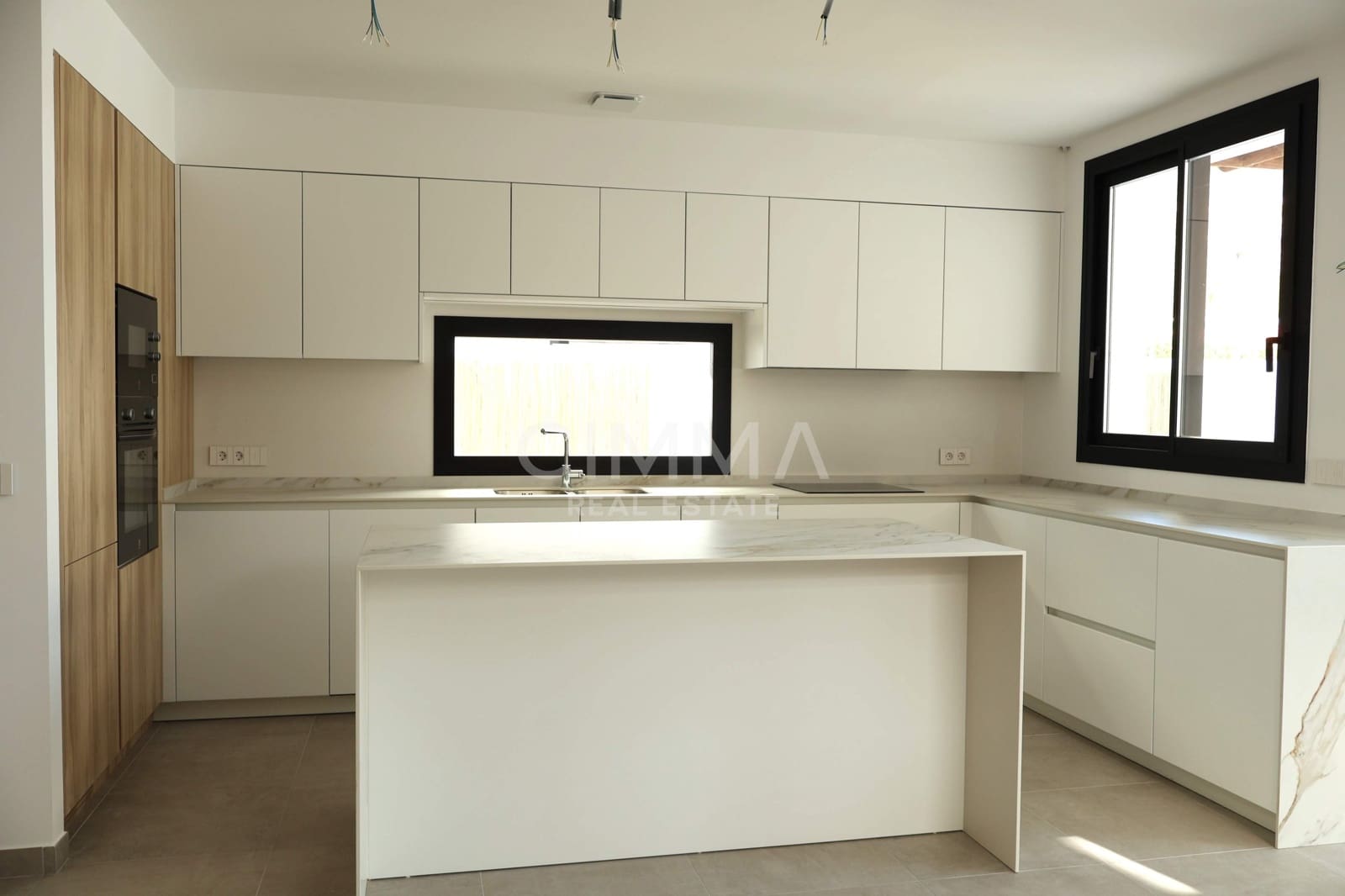 4 bedroom Villa for sale in Albir with pool - € 895,000 (Ref: 9855655)