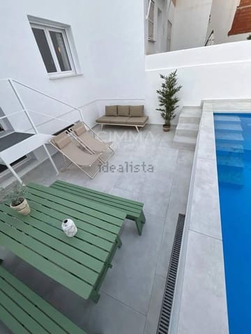 3 soveværelse Rækkehus til leje i Alfaz del Pi / L'Alfàs del Pi med swimmingpool garage - € 2.000 (Ref: 9865376)