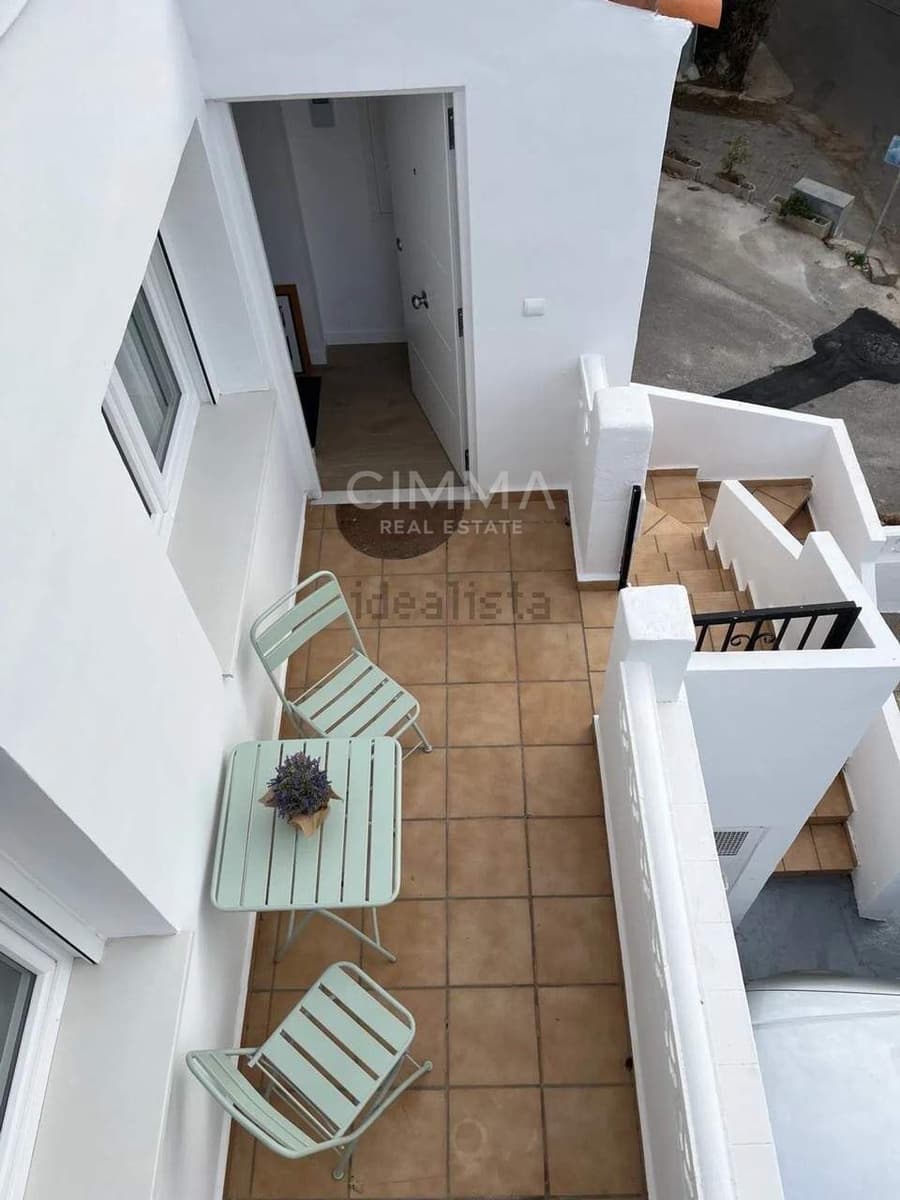 3 soveværelse Rækkehus til leje i Alfaz del Pi / L'Alfas del Pi med swimmingpool garage - € 2.000 (Ref: 9865376)