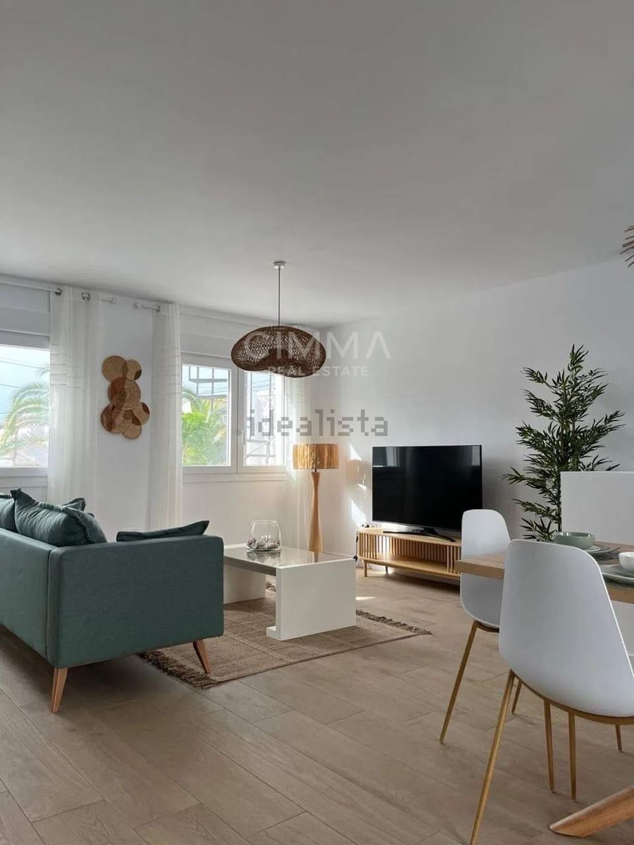 3 soveværelse Rækkehus til leje i Alfaz del Pi / L'Alfas del Pi med swimmingpool garage - € 2.000 (Ref: 9865376)