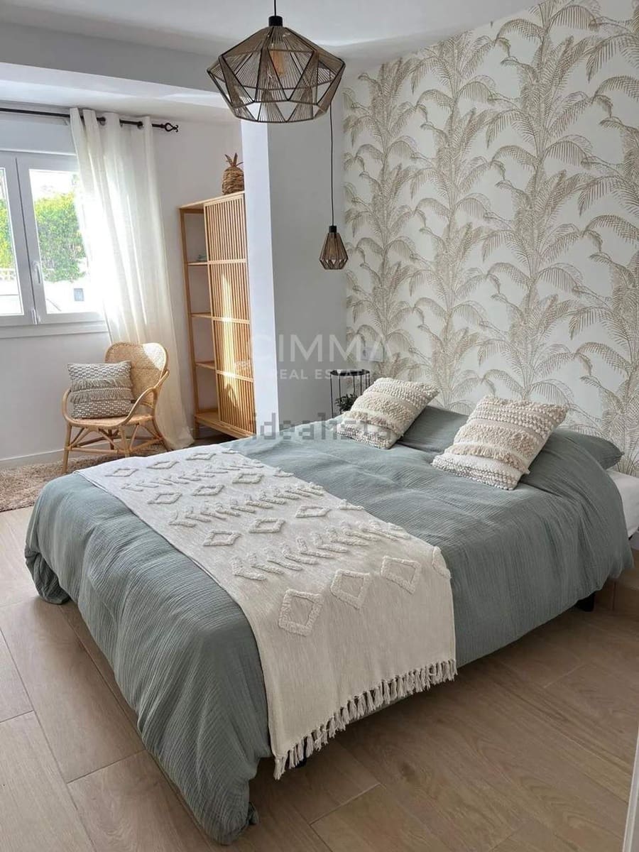 3 soveværelse Rækkehus til leje i Alfaz del Pi / L'Alfas del Pi med swimmingpool garage - € 2.000 (Ref: 9865376)