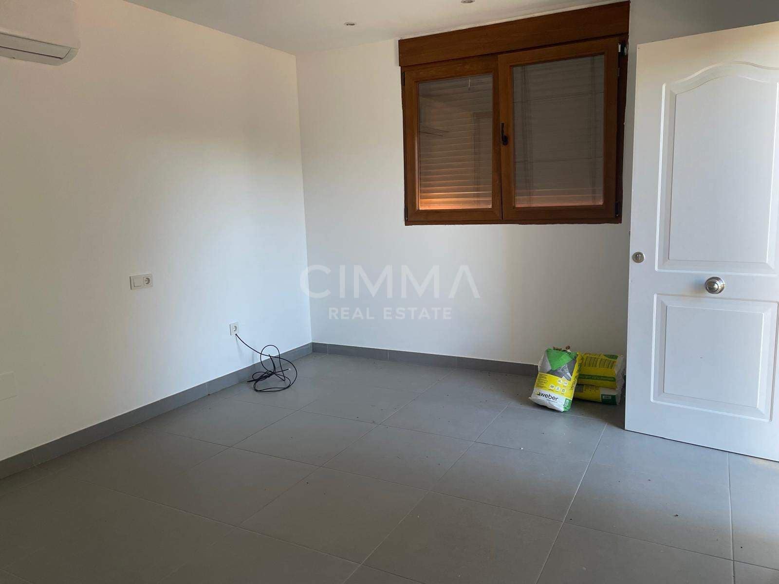 4 slaapkamer Villa te koop in La Nucia met zwembad - € 900.000 (Ref: 9868798)