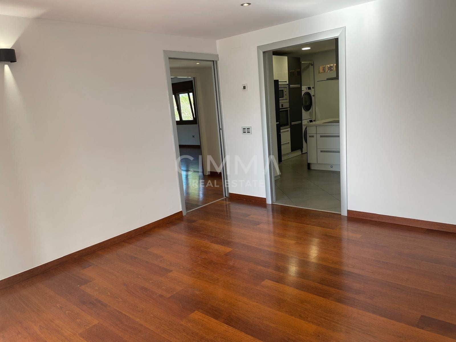 4 slaapkamer Villa te koop in La Nucia met zwembad - € 900.000 (Ref: 9868798)