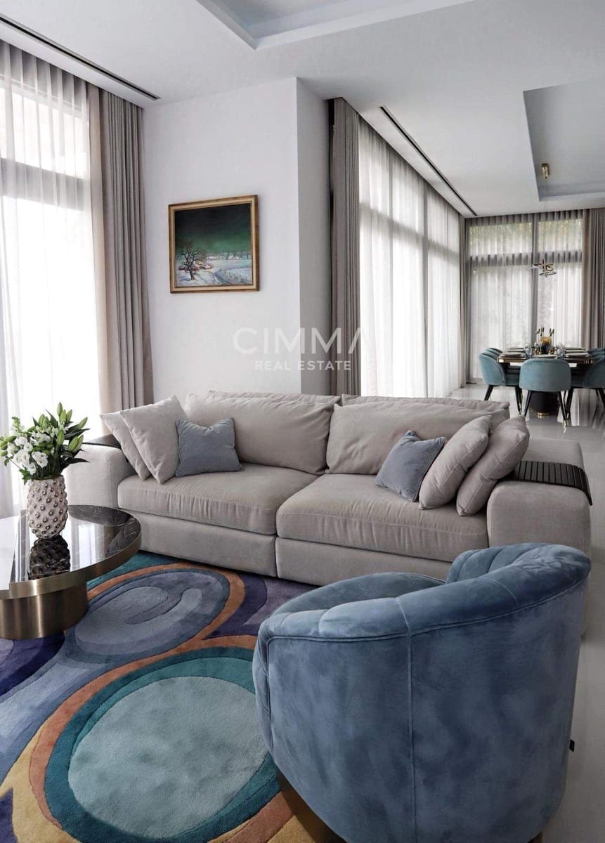 5 bedroom Villa for sale in Finestrat with pool garage - € 1,875,000 (Ref: 9876602)