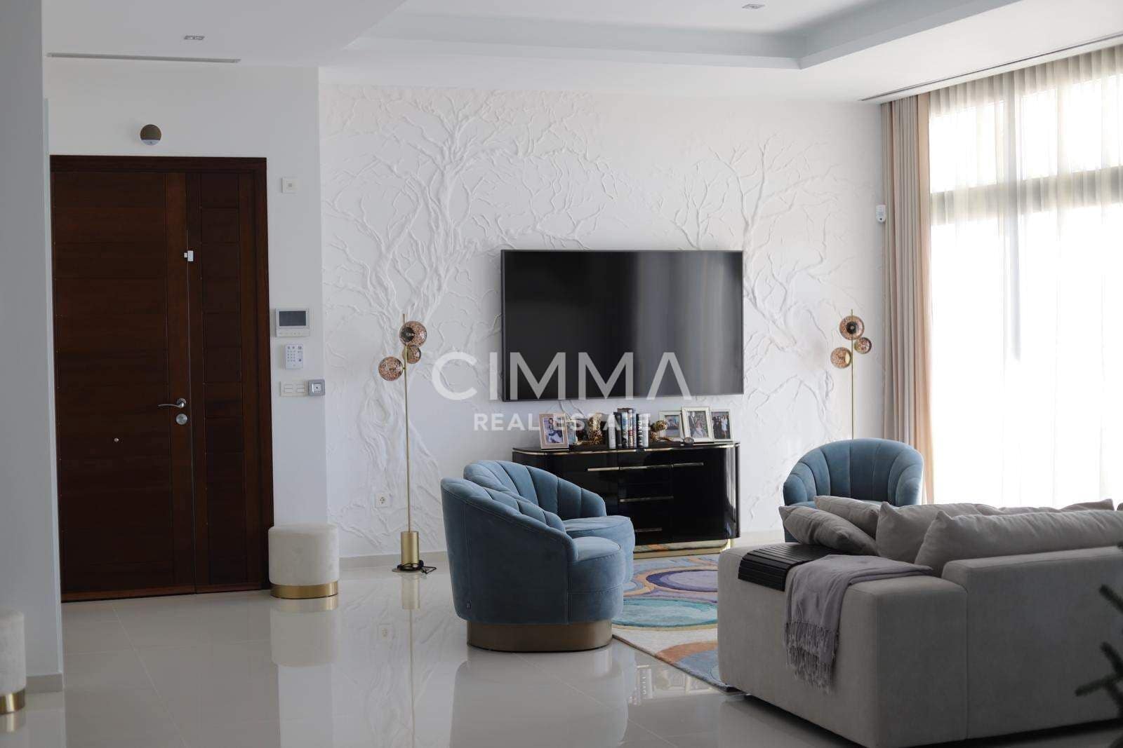 5 bedroom Villa for sale in Finestrat with pool garage - € 1,875,000 (Ref: 9876602)
