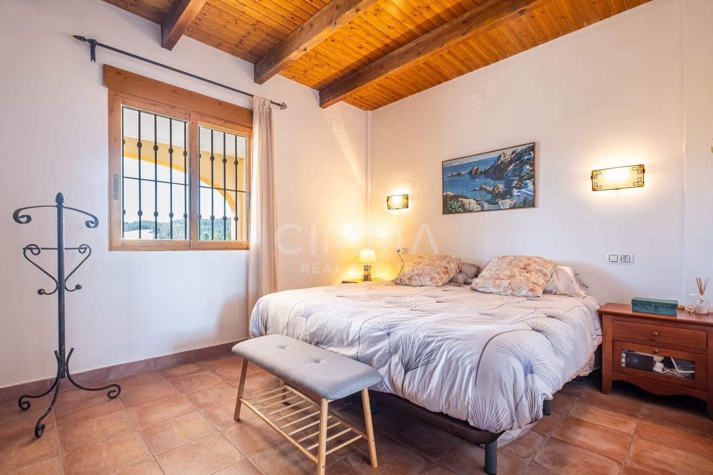 2 bedroom Finca/Country House for rent in Altea la Vella with pool garage - € 2,450 (Ref: 9876603)