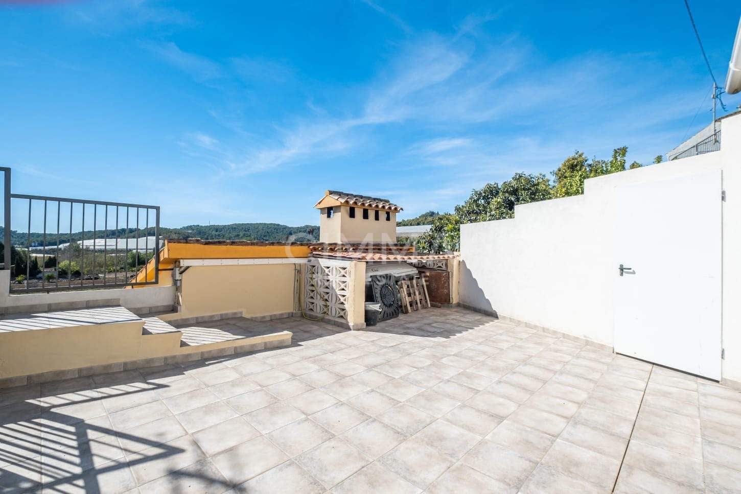 2 bedroom Finca/Country House for rent in Altea la Vella with pool garage - € 2,450 (Ref: 9876603)