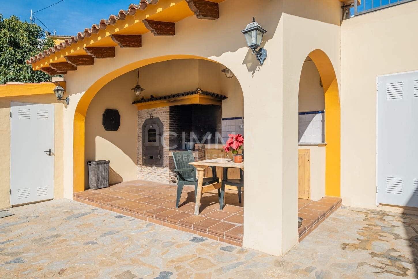 2 bedroom Finca/Country House for rent in Altea la Vella with pool garage - € 2,450 (Ref: 9876603)