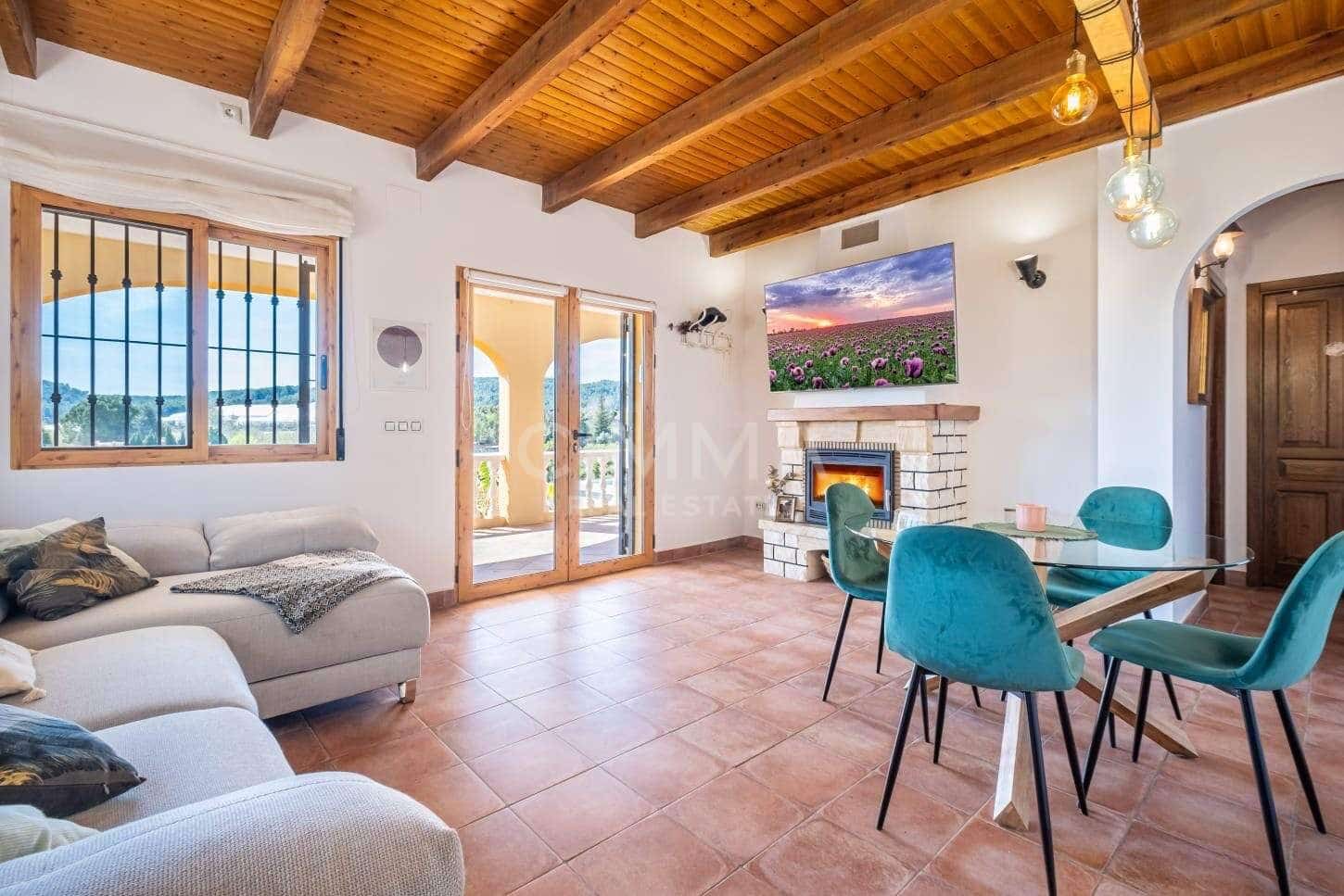 2 bedroom Finca/Country House for rent in Altea la Vella with pool garage - € 2,450 (Ref: 9876603)