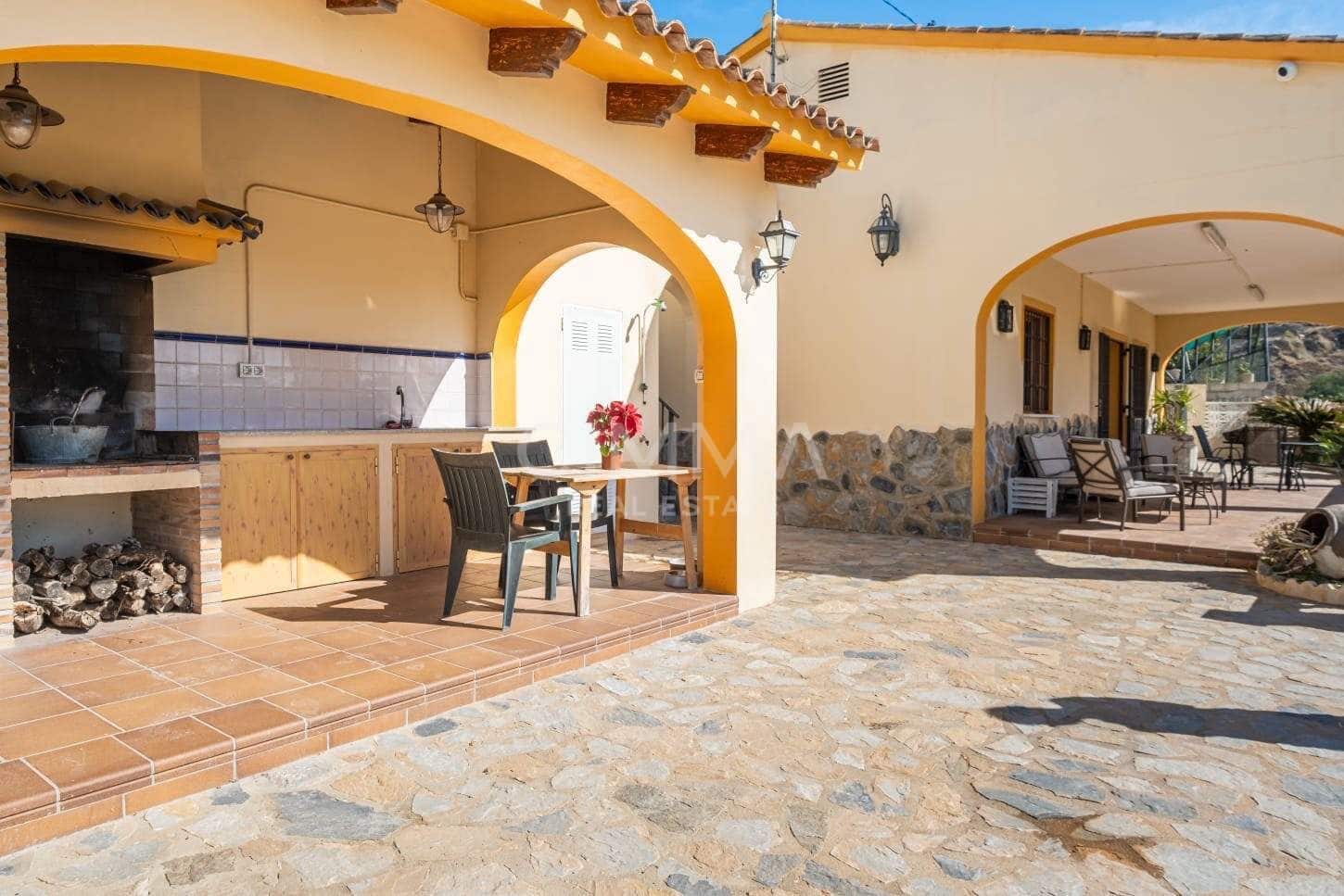 2 bedroom Finca/Country House for rent in Altea la Vella with pool garage - € 2,450 (Ref: 9876603)