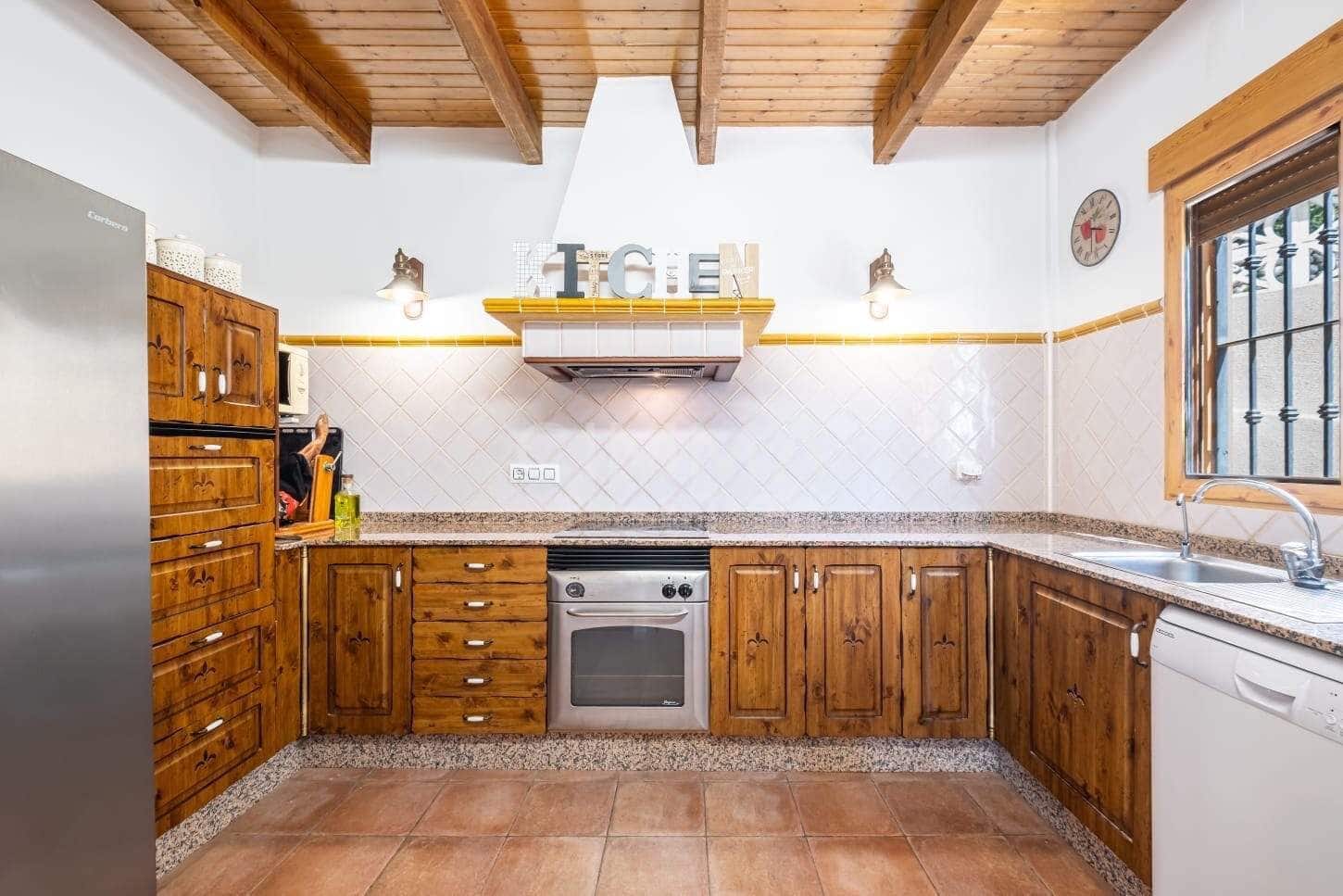 2 bedroom Finca/Country House for rent in Altea la Vella with pool garage - € 2,450 (Ref: 9876603)