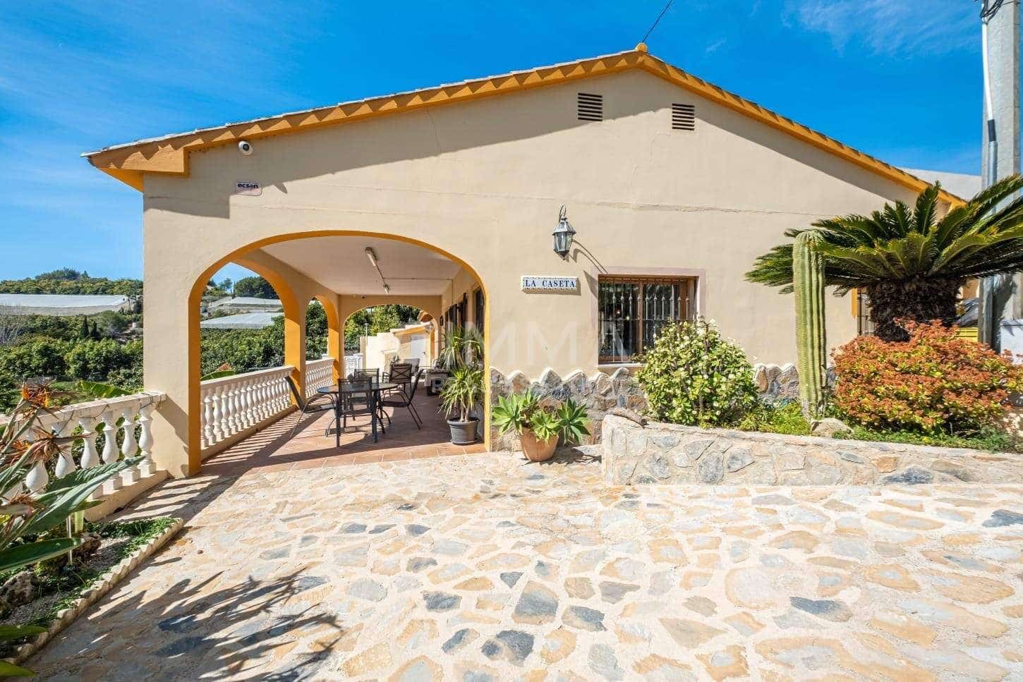 2 bedroom Finca/Country House for rent in Altea la Vella with pool garage - € 2,450 (Ref: 9876603)