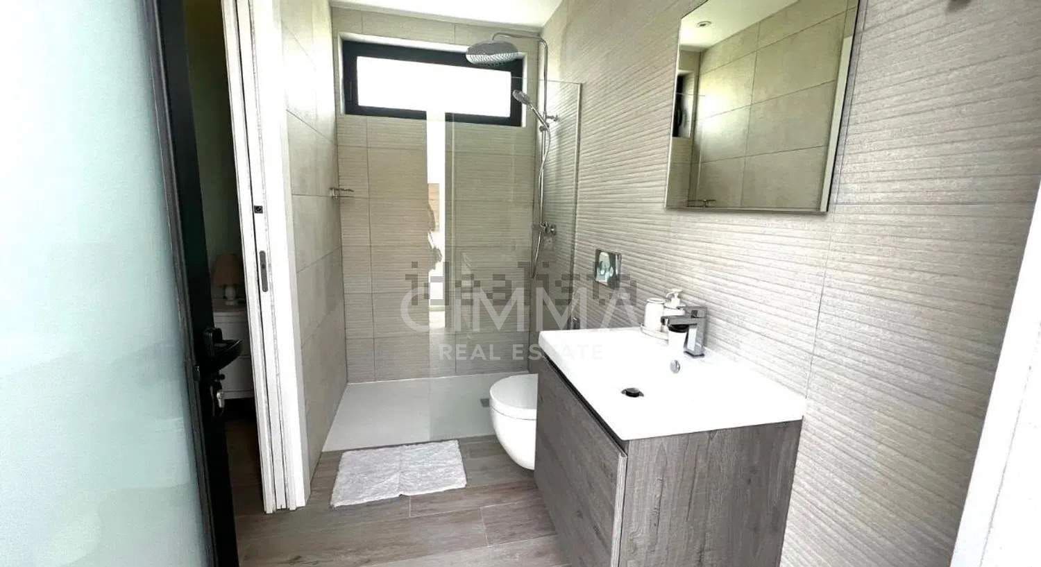 4 slaapkamer Villa te huur in Finestrat met zwembad garage - € 4.500 (Ref: 9885002)