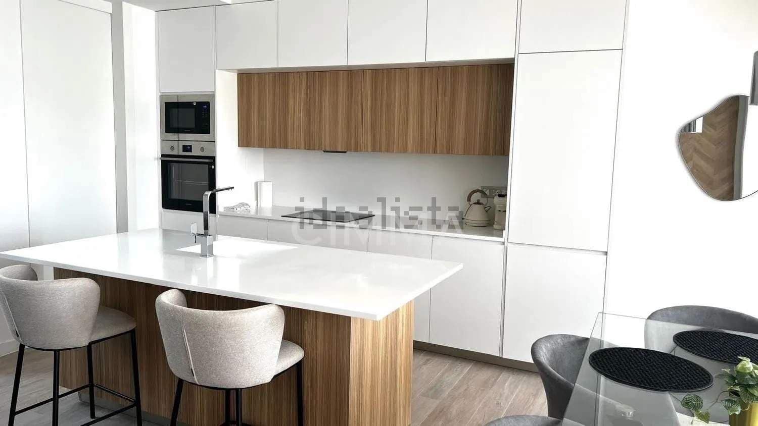 4 slaapkamer Villa te huur in Finestrat met zwembad garage - € 4.500 (Ref: 9885002)