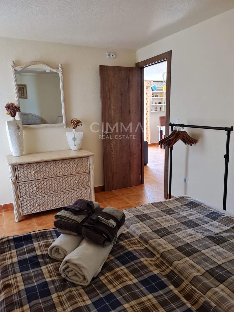 6 bedroom Villa for rent in La Villajoyosa / Vila Joiosa - € 6,850 (Ref: 9885004)