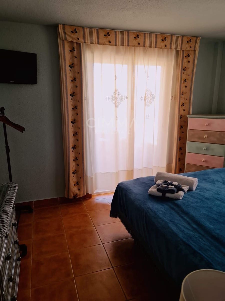 6 bedroom Villa for rent in La Villajoyosa / Vila Joiosa - € 6,850 (Ref: 9885004)