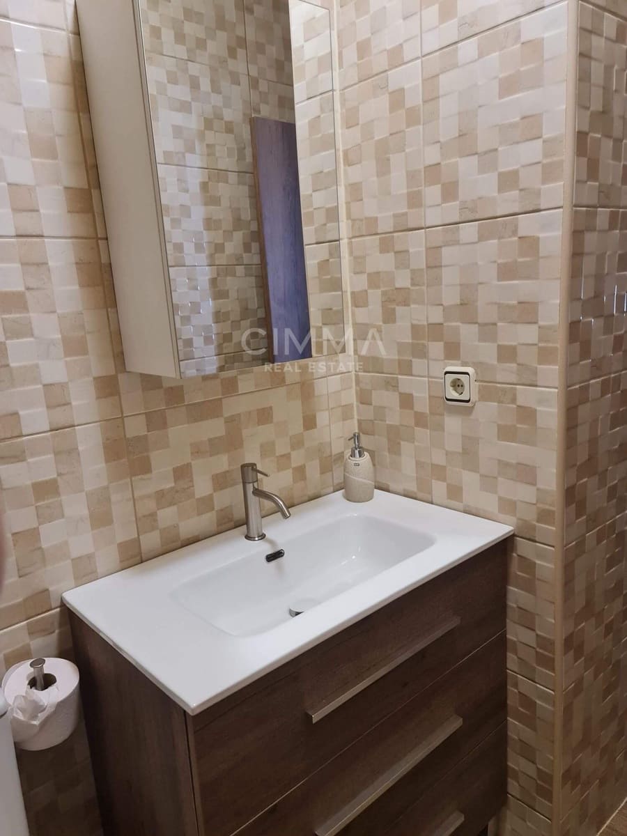 6 bedroom Villa for rent in La Villajoyosa / Vila Joiosa - € 6,850 (Ref: 9885004)