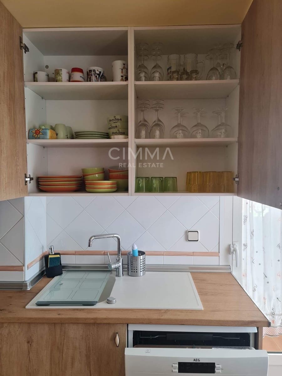 6 bedroom Villa for rent in La Villajoyosa / Vila Joiosa - € 6,850 (Ref: 9885004)