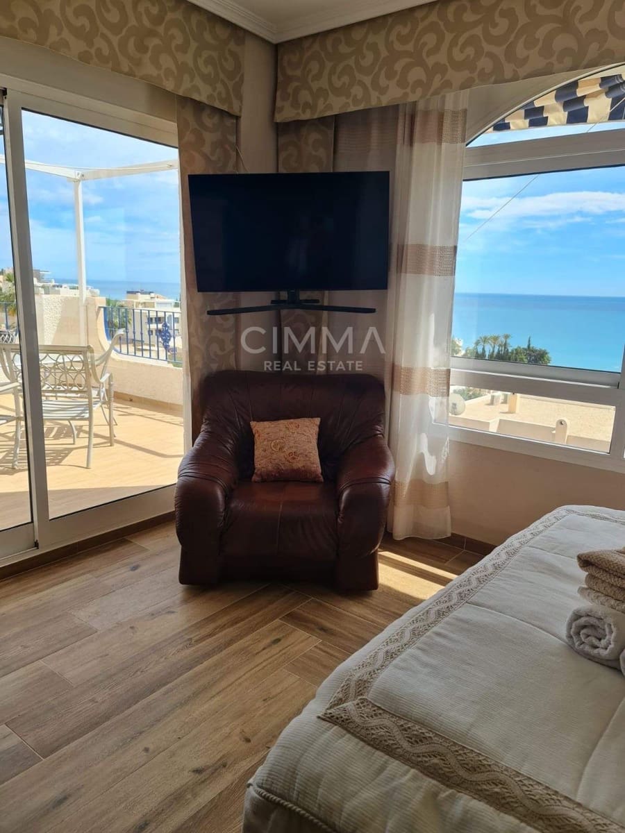 6 bedroom Villa for rent in La Villajoyosa / Vila Joiosa - € 6,850 (Ref: 9885004)