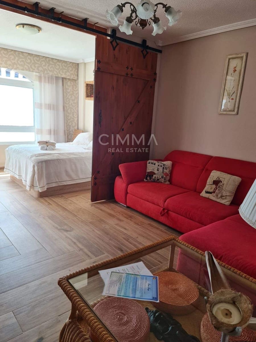 6 bedroom Villa for rent in La Villajoyosa / Vila Joiosa - € 6,850 (Ref: 9885004)