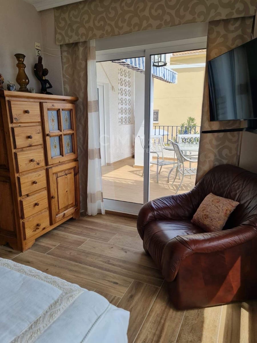 6 bedroom Villa for rent in La Villajoyosa / Vila Joiosa - € 6,850 (Ref: 9885004)