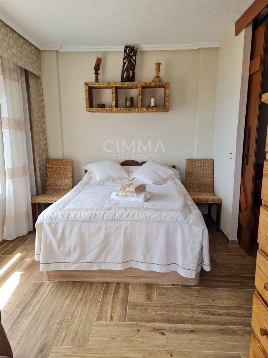 6 bedroom Villa for rent in La Villajoyosa / Vila Joiosa - € 6,850 (Ref: 9885004)