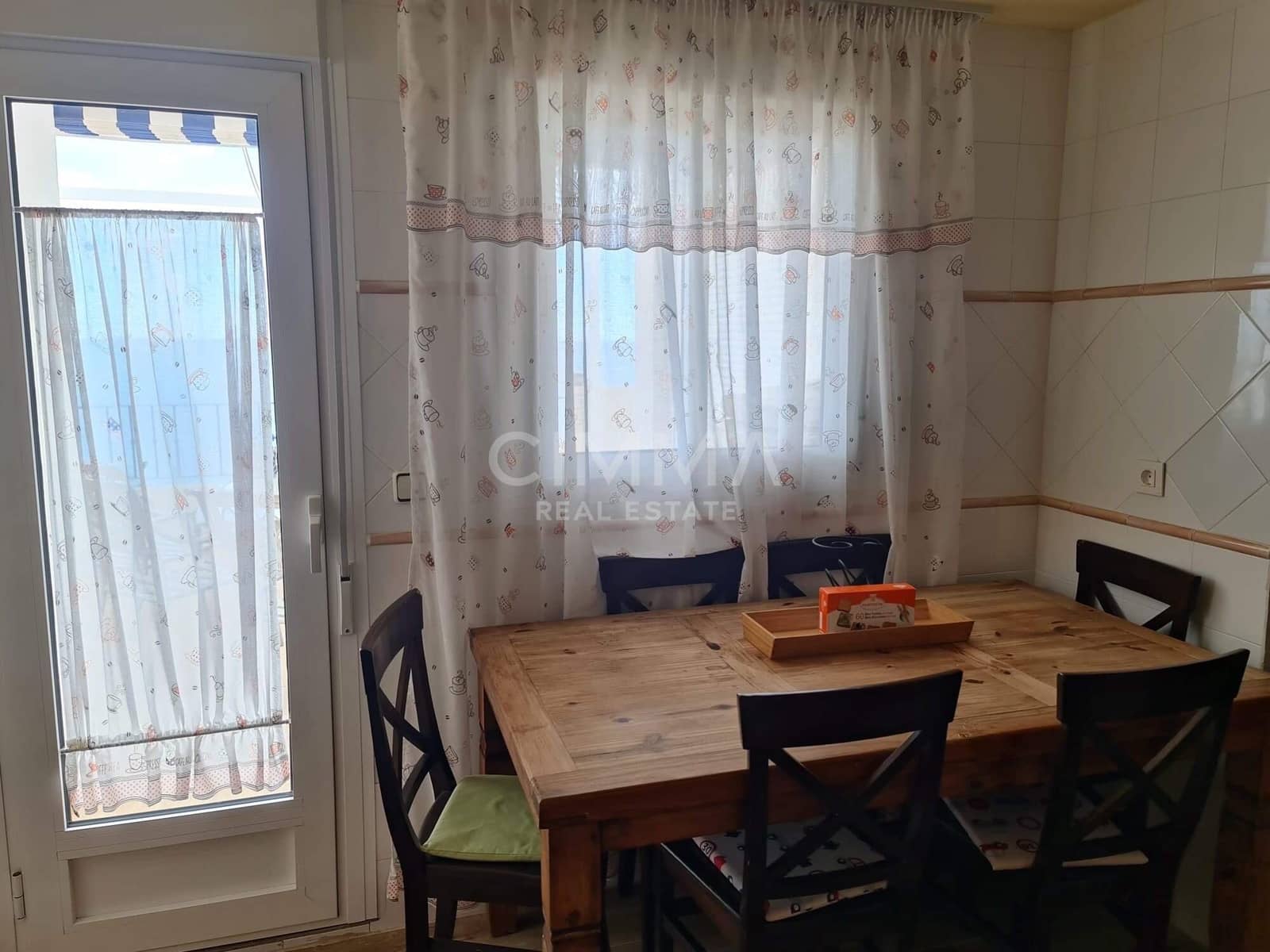 6 bedroom Villa for rent in La Villajoyosa / Vila Joiosa - € 6,850 (Ref: 9885004)