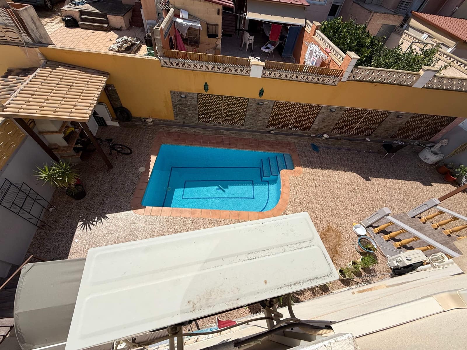 6 Zimmer Doppelhaus zu verkaufen in La Nucia mit Pool Garage - 370.000 € (Ref: 9908152)