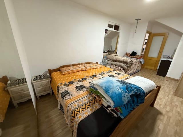 6 soverom Kjedet enebolig til salgs i La Nucia med svømmebasseng garasje - € 375 000 (Ref: 9908152)