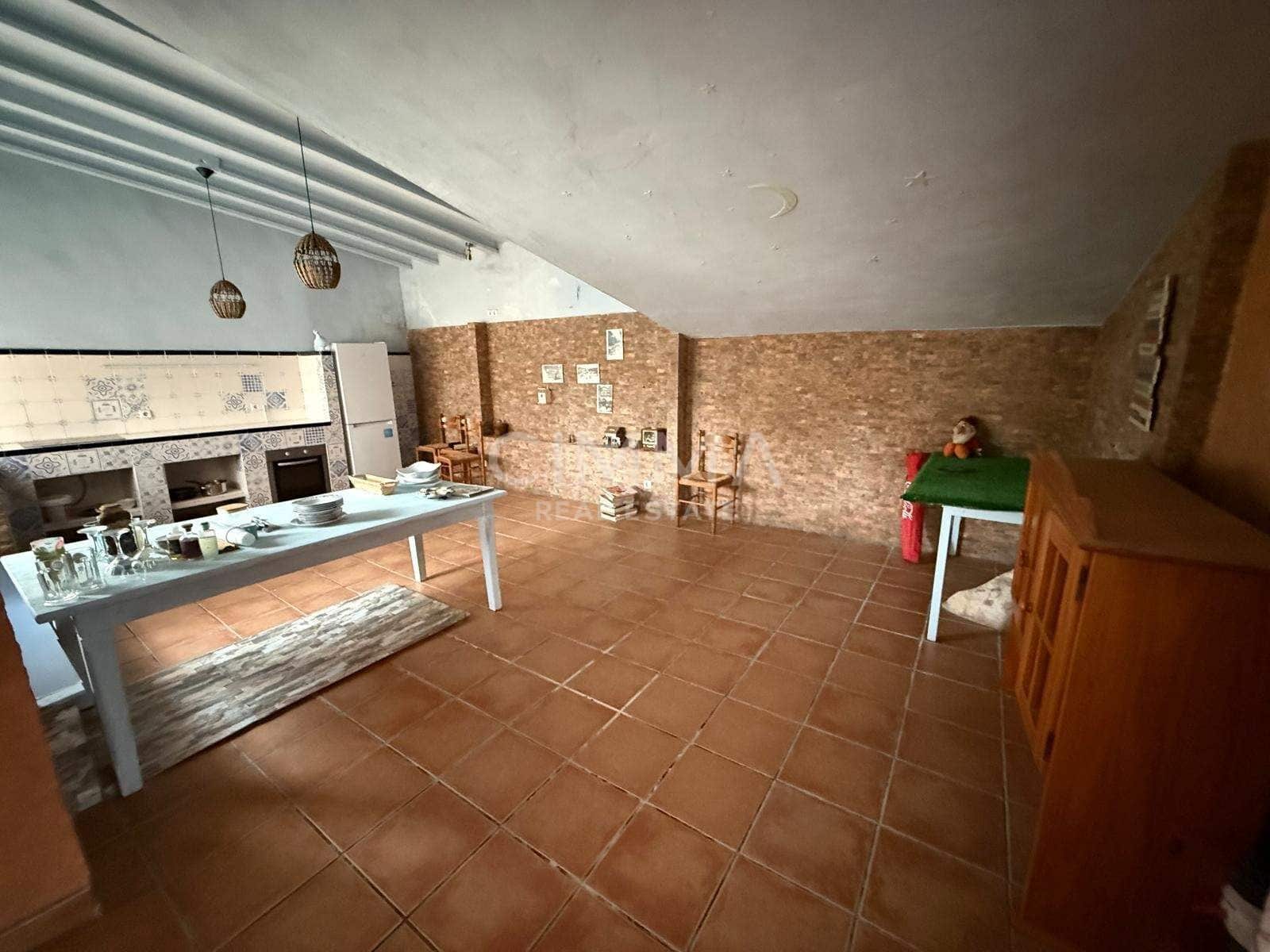 3 soverom Villa til salgs i La Nucia med garasje - € 405 000 (Ref: 9936542)