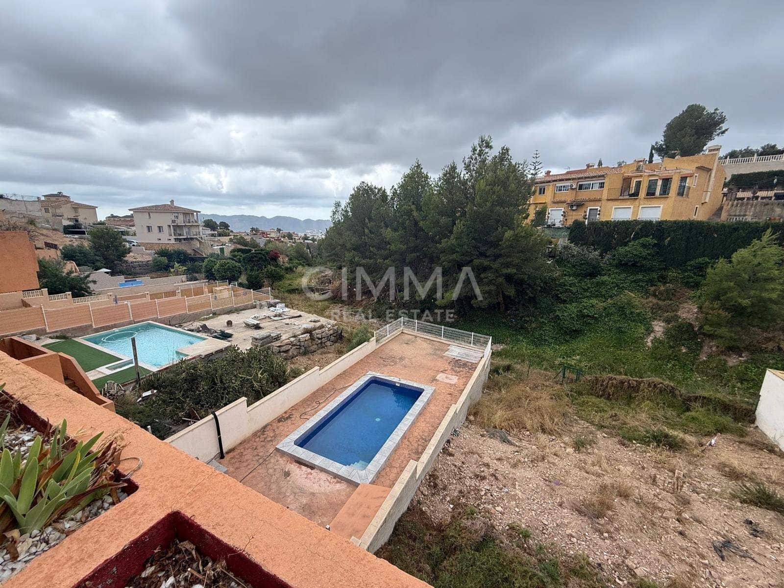 3 soverom Villa til salgs i La Nucia med garasje - € 405 000 (Ref: 9936542)