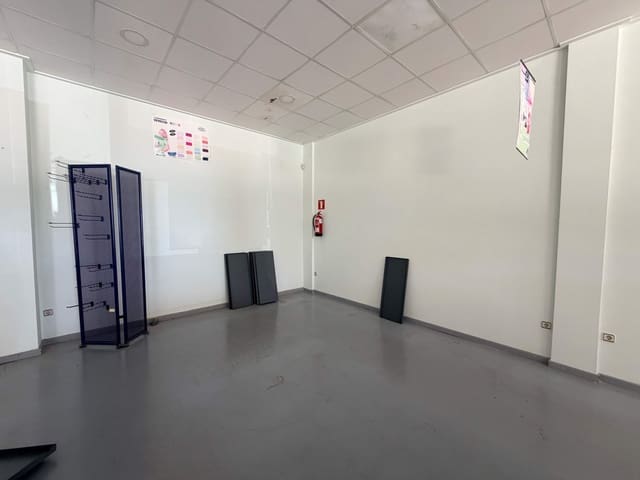 Erhverv til salg i Coloma  , La Nucia - € 185.000 (Ref: 9936543)