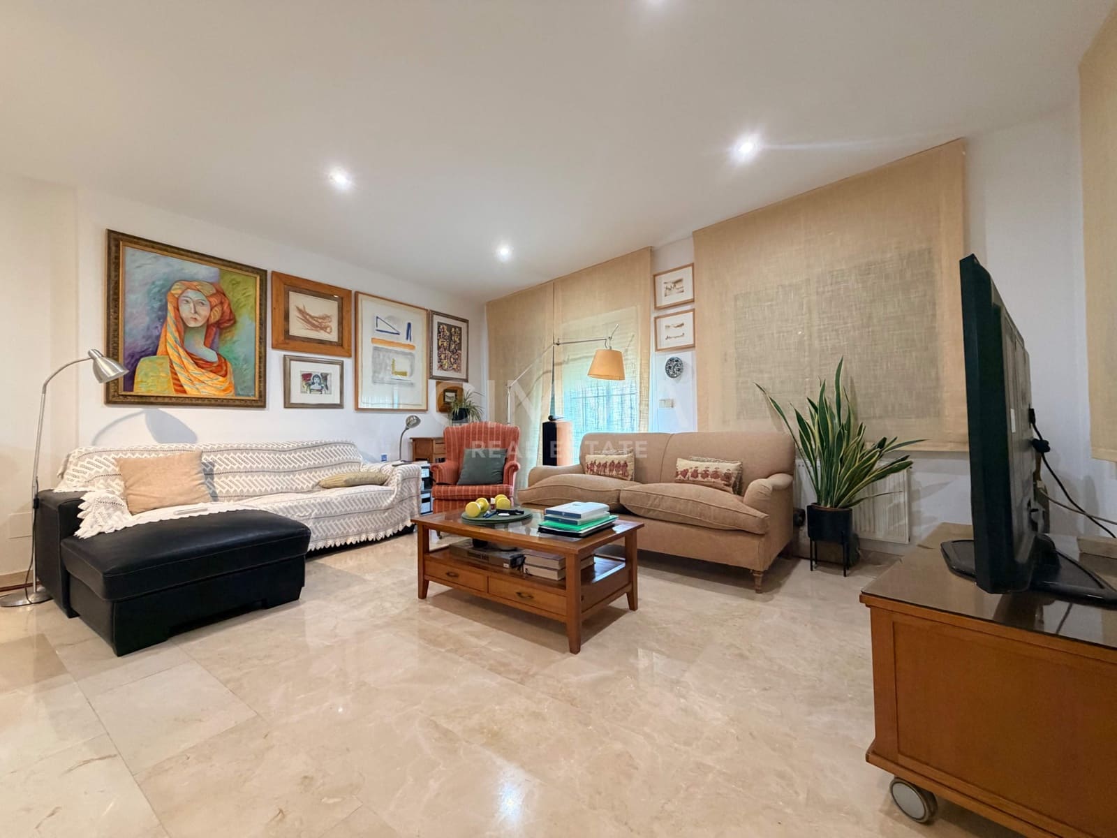 4 slaapkamer Rijtjeshuis te koop in La Nucia - € 420.000 (Ref: 9940319)