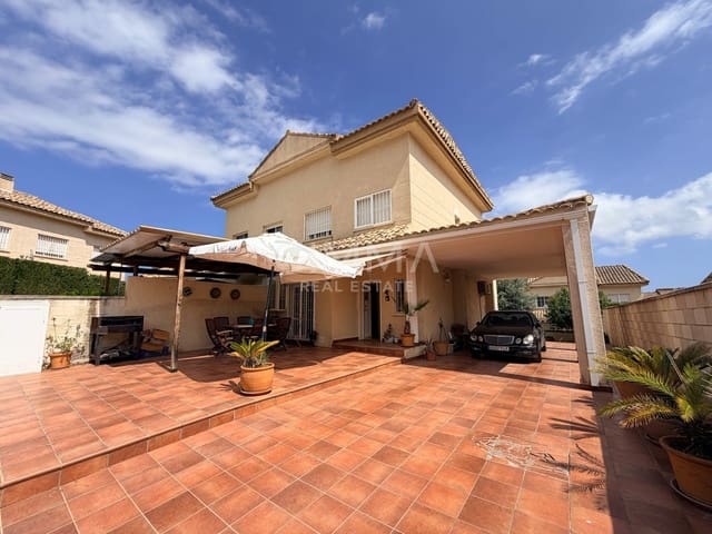 4 chambre Villa/Maison Mitoyenne à vendre à Coloma  , La Nucia - 420 000 € (Ref: 9940319)