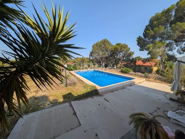 7 quarto Moradia para arrendar em La Nucia com garagem - 2 500 € (Ref: 9940327)