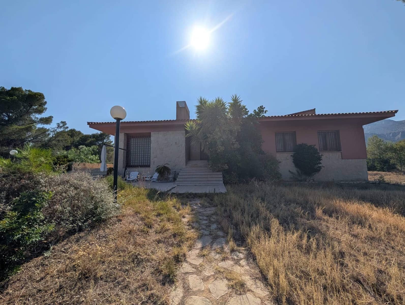 7 quarto Moradia para arrendar em La Nucia com garagem - 2 500 € (Ref: 9940327)