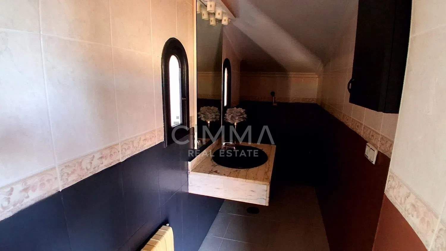 9 sypialnia Dom szeregowy na sprzedaż w La Nucia - 440 000 € (Ref: 9944182)
