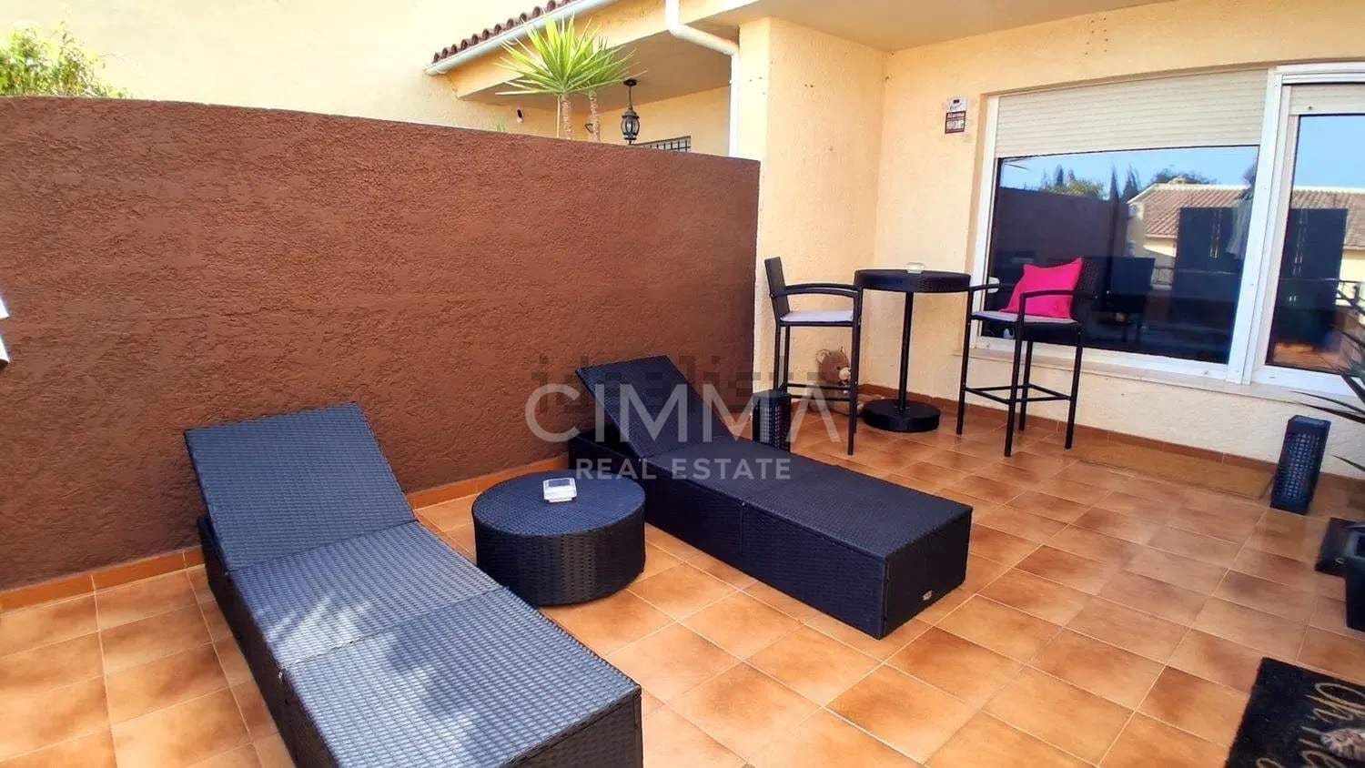 9 sypialnia Dom szeregowy na sprzedaż w La Nucia - 440 000 € (Ref: 9944182)