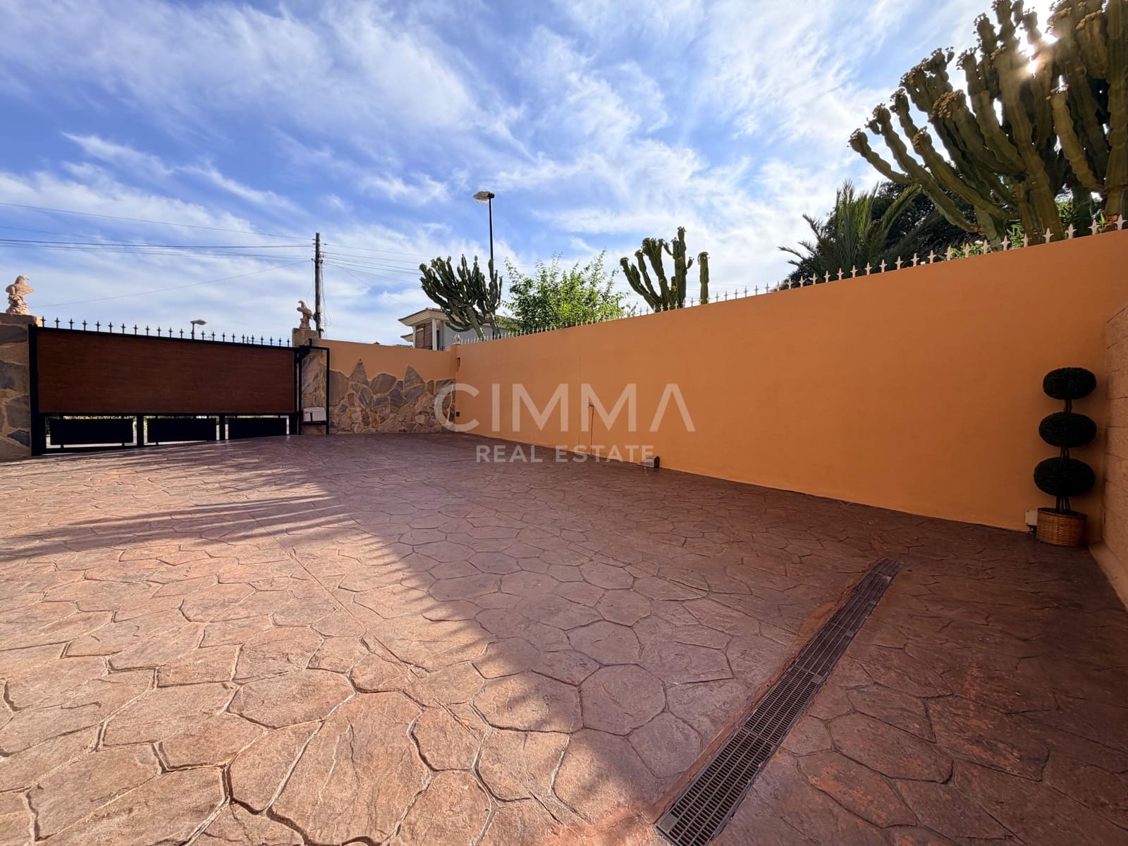 4 chambre Villa/Maison Mitoyenne à vendre à La Nucia - 435 000 € (Ref: 9952774)