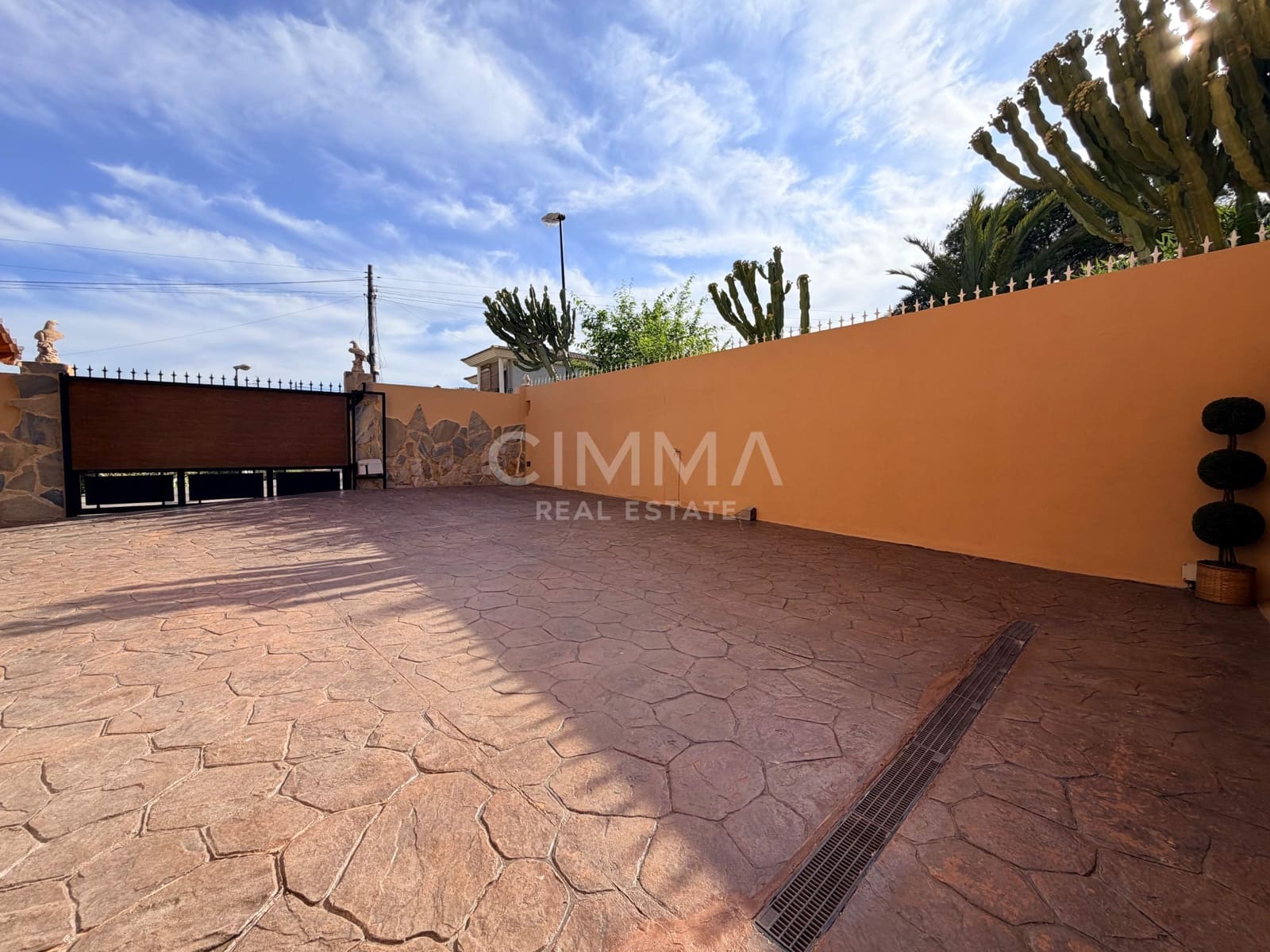 4 chambre Villa/Maison Mitoyenne à vendre à La Nucia - 435 000 € (Ref: 9952774)