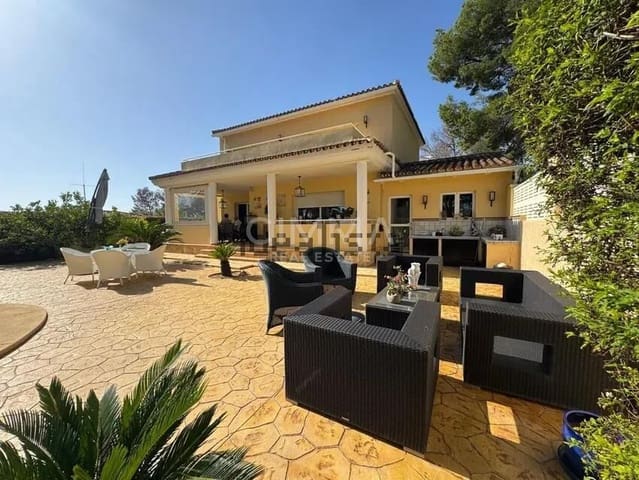 3 bedroom Villa for sale in Coloma  , La Nucia with pool garage - € 585,000 (Ref: 9965450)