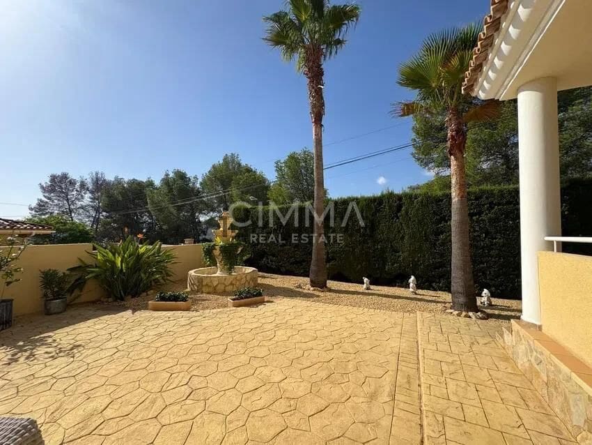 3 quarto Moradia para venda em La Nucia com piscina garagem - 585 000 € (Ref: 9965450)