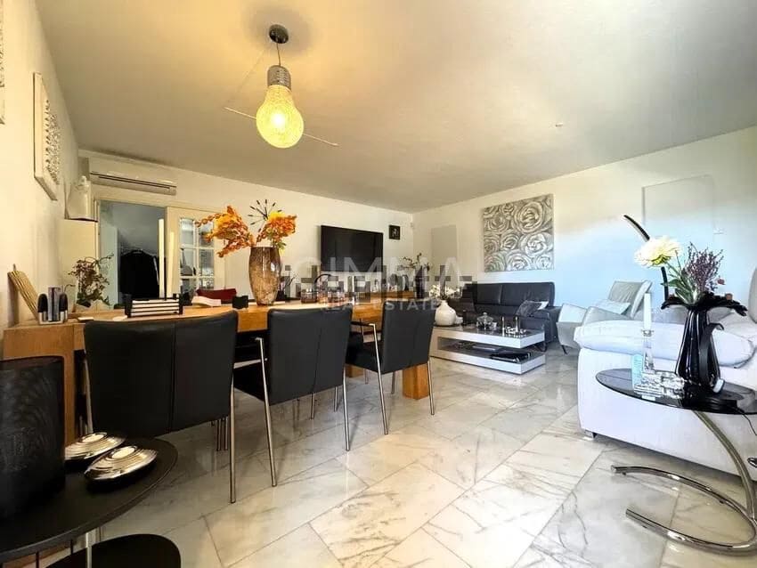 3 quarto Moradia para venda em La Nucia com piscina garagem - 585 000 € (Ref: 9965450)