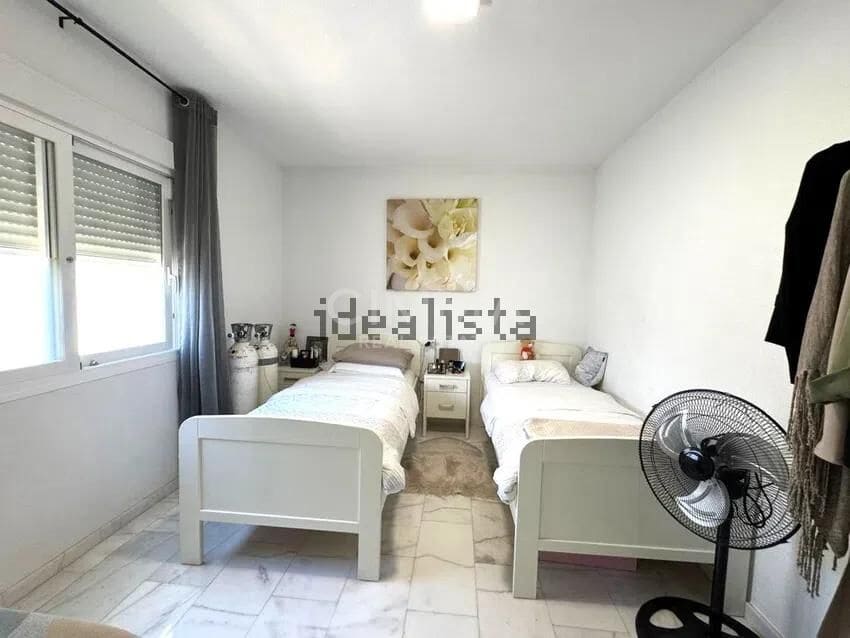 3 quarto Moradia para venda em La Nucia com piscina garagem - 585 000 € (Ref: 9965450)
