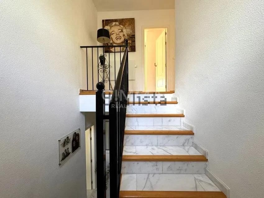 3 quarto Moradia para venda em La Nucia com piscina garagem - 585 000 € (Ref: 9965450)