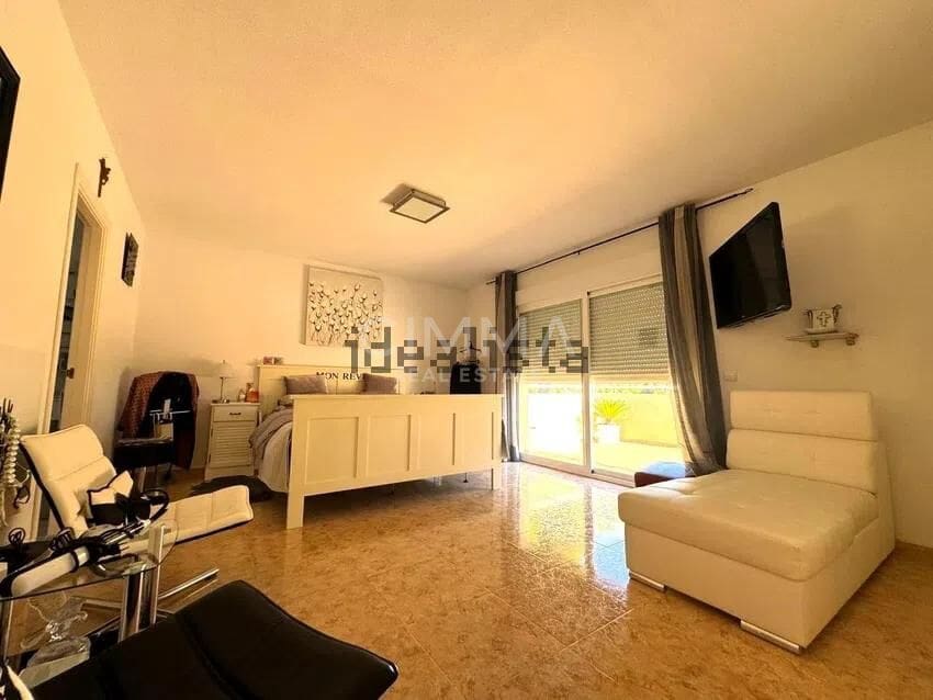 3 quarto Moradia para venda em La Nucia com piscina garagem - 585 000 € (Ref: 9965450)
