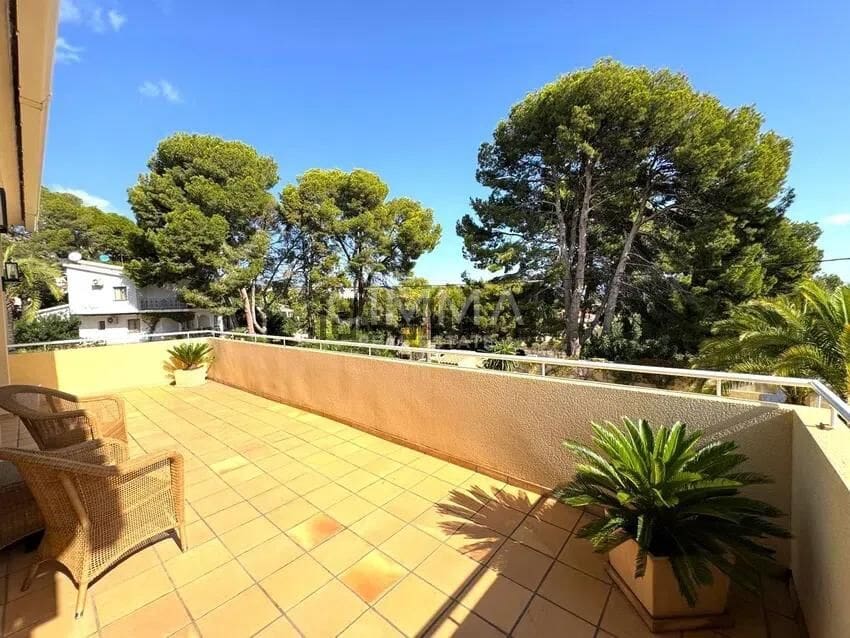 3 quarto Moradia para venda em La Nucia com piscina garagem - 585 000 € (Ref: 9965450)